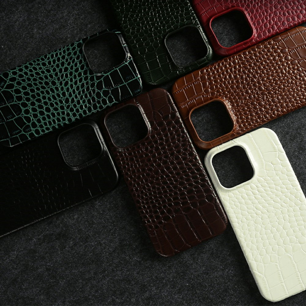 For iPhone 16 Pro Case Crocodile Texture Genuine Cow Leather Coated PC Phone Cover