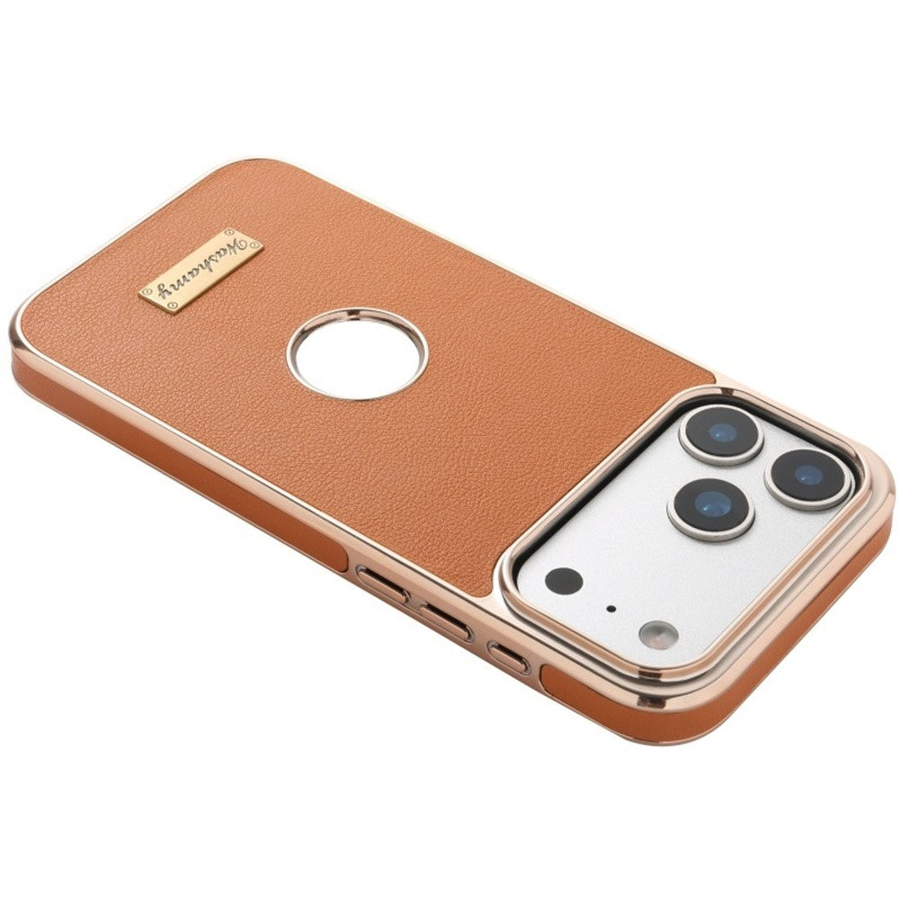 Étui pour iPhone 17 Pro Max compatible MagSafe, coque arrière en cuir électroplaqué avec découpe pour le logo.